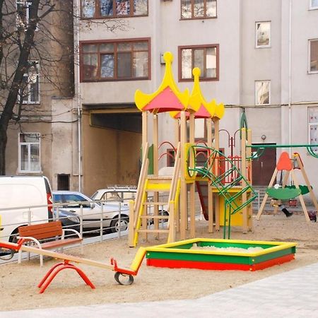 Комфортні Апартаменти 82 이바노프란키우스크 외부 사진